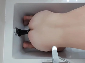 Huge dildo ride in bath