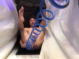 Looking at my asshole & feet from above with enema